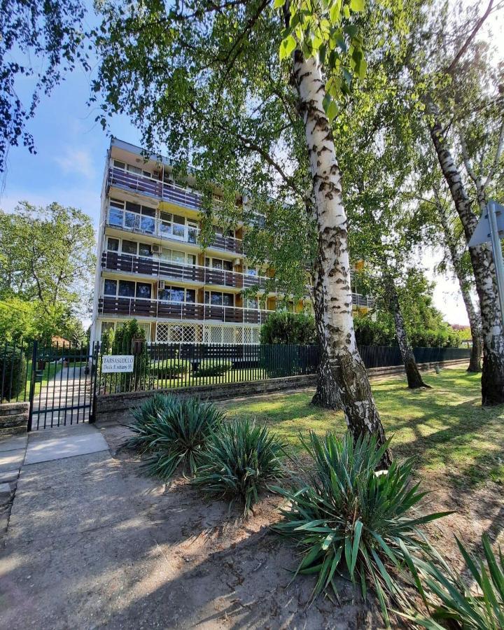 Silver Lodge Ezuestpart Apartman Σίοφοκ Εξωτερικό φωτογραφία