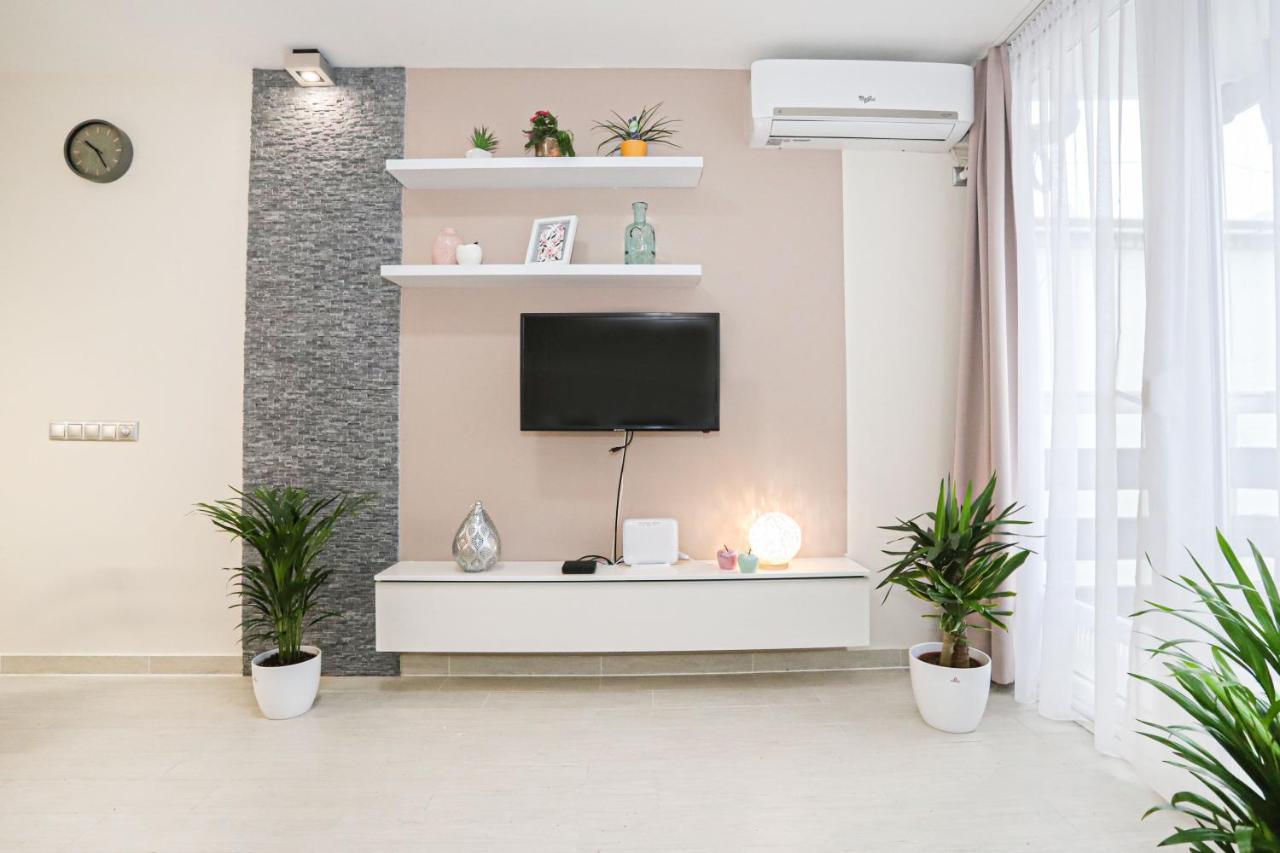 Silver Lodge Ezuestpart Apartman Σίοφοκ Εξωτερικό φωτογραφία